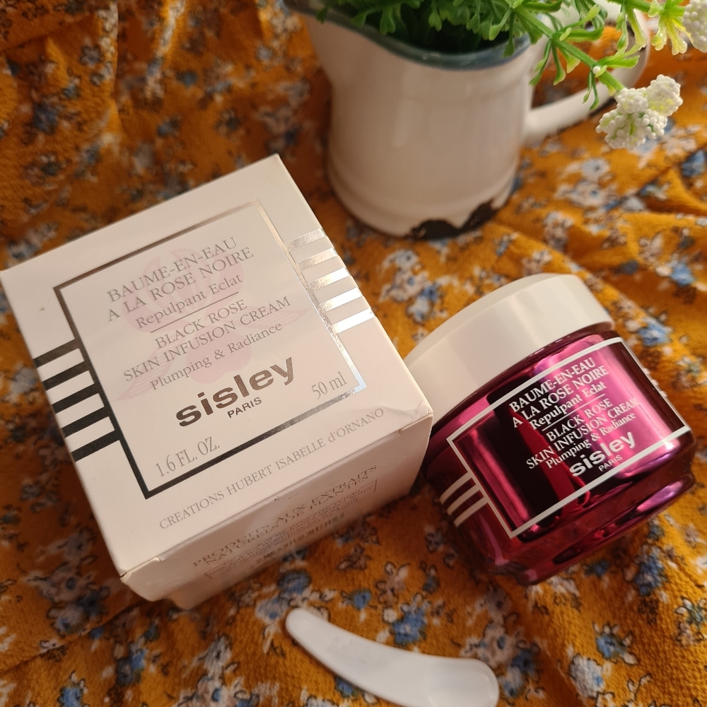 Sisley black rose skin infusion cream